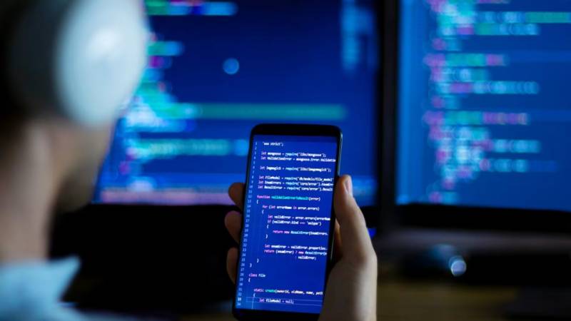 Node.js赋能越西县软件开发：解锁企业业务增长的核心引擎